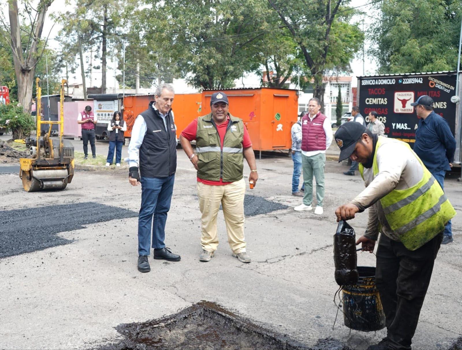 Imagen principal del artículo Pepe Chedraui continúa recorriendo la capital con el programa permanente "Bacheando Puebla"