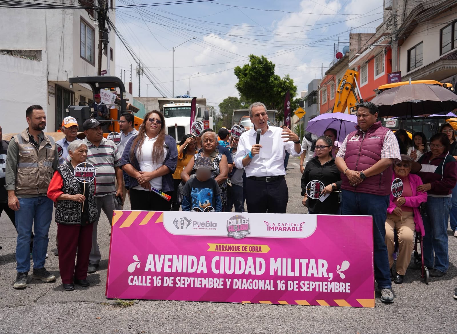 Imagen principal del artículo Arranca Pepe Chedraui trabajos de rehabilitación vial en la Junta Auxiliar Ignacio Zaragoza