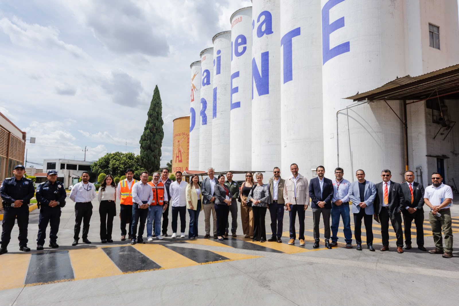 Imagen principal del artículo Atiende gobierno de Pepe Chedraui, peticiones de industriales de La Loma